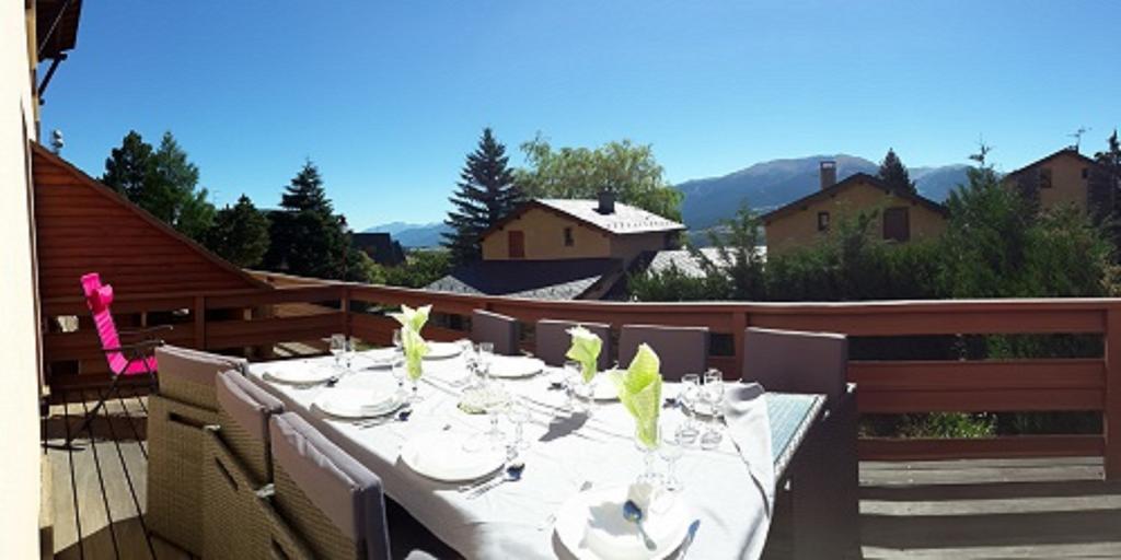 Residence Campredon - Decoration Typique - 25M2 De Terrasse Amenagee Plein Sud Avec Vue Panoramique - Internet - Jardin - Parking - Navette - Linge Et Menage En Options Payantes Font-Romeu-Odeillo-Via Dış mekan fotoğraf